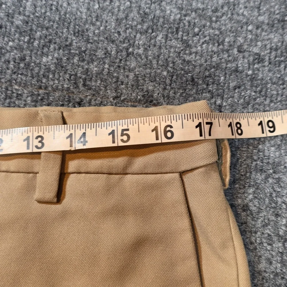 Chaps Mens Tan Khaki Flat Front Golf Shorts Size 34 Preppy Flat Front Casual